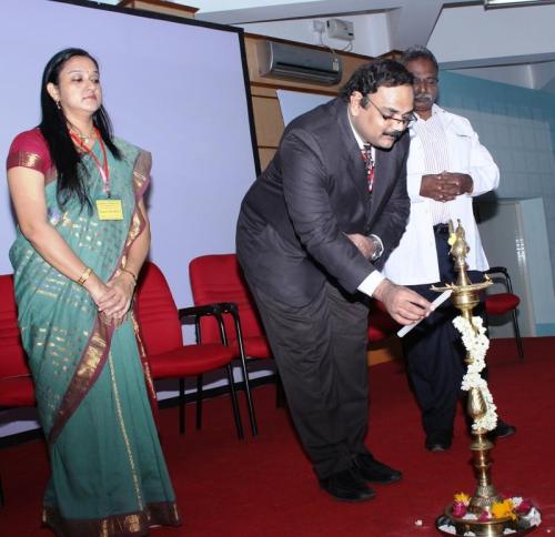 Our MD & CEO Dr J Vijay Venkatraman lighting the lamp at the inaugural function